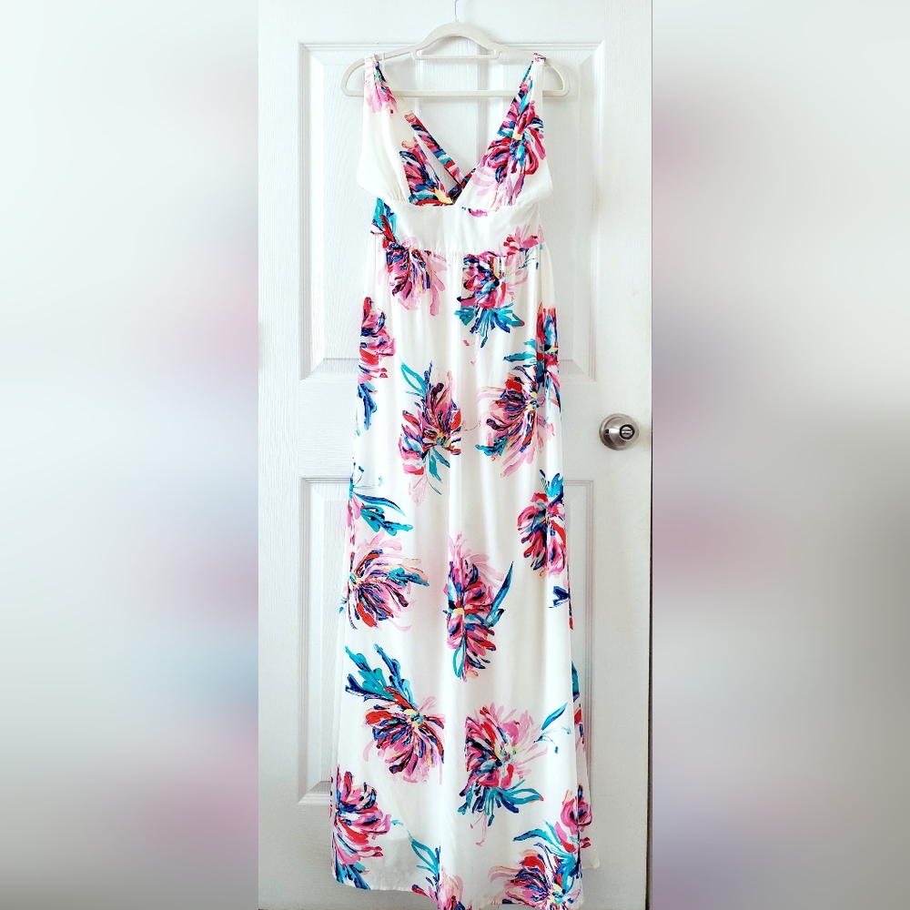 Yumi Kim 100% Silk Floral Chiffon Maxi Dress with Pockets!